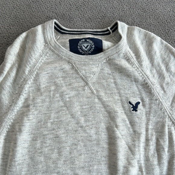 Men’s AE Heathered Oatmeal Pullover Sweater - Picture 2 of 2